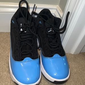 Y6 Jordan Max Aura 2 shoes!